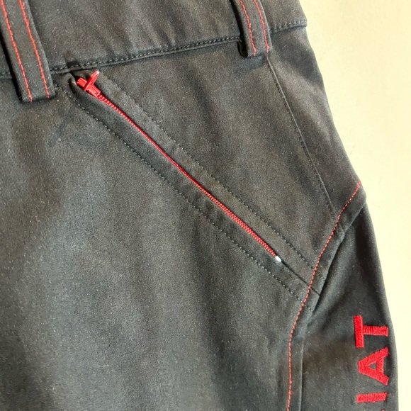 ARIAT SZ 32R 3/4 Length Riding Breeches Zipper Closure Pockets Compression Pants - Picture 9 of 16